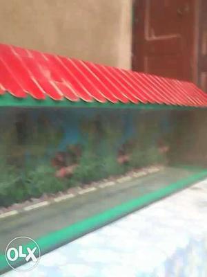 Fish tank size 4 ft L/1 ft H/9 inch S.one tank