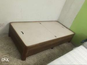 3’ x 6’ single bed