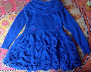 A woolen sweater of colour Royal Blue