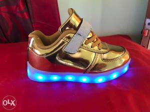 Child's Gold Sneaker