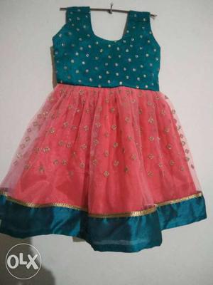 Girl's Blue And Pink Sleeveless Dress
