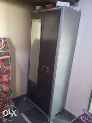 Good condition cupboard 6th month old