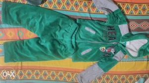 Green And White Zip-up Hoodie With Pants