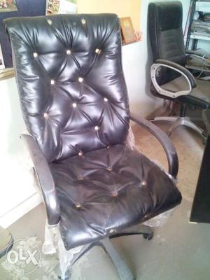 Luxury revolving chair for office Boss