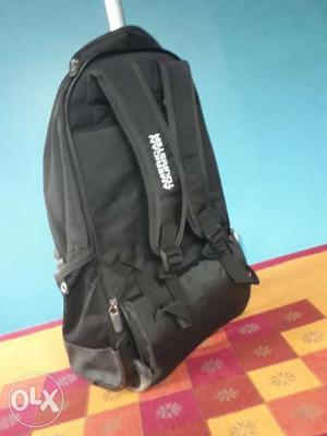 New American Tourister multipurpose travel bag.