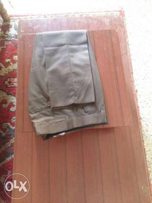 New branded trouser size 28 inch waist and length 40 inch