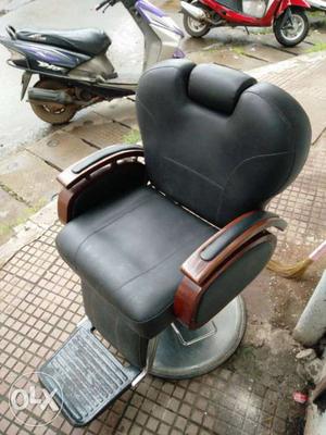 Saloon chair for sale