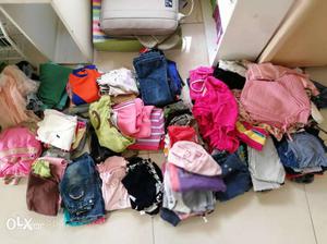Second hand clothes Home sale for 3-5years girl..