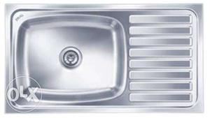 Sink in good condition for sale