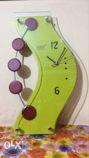 Stylish designer wall clock in excellent condition