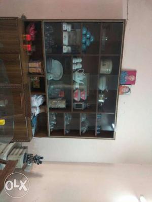 Wooden Showcase *WITHOUT UTENSILS* Good Quality