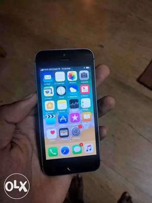 Apple iPhone 5S 16gb selling it off))) //'' Good