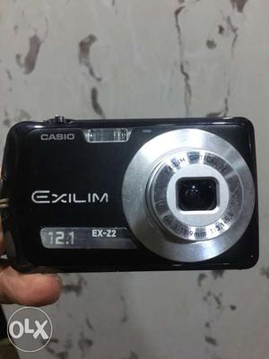 Black Casio Exilim Point-and-shoot Camera