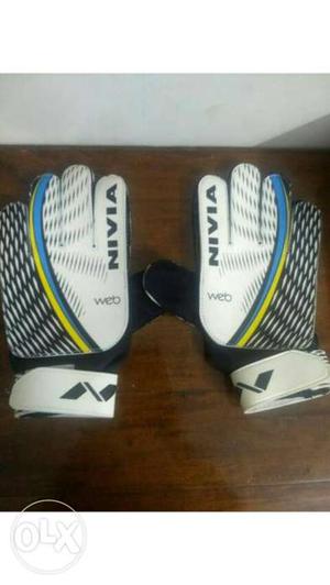 Nivia WEB Goalkeeper Gloves 1 week used No damage