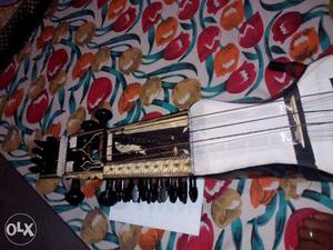 Sarangi instrument nearly 100yrs old antique fix price..