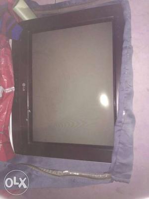 Used l g tv. 8yr old.