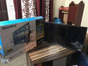 32"Sony Flat Screen smart Television With Box