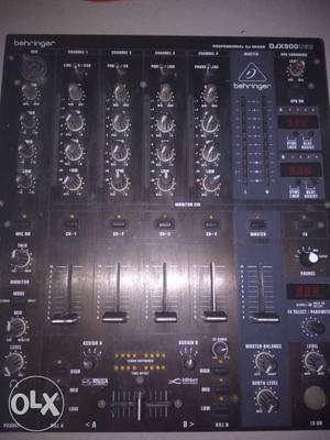 Behringer DJX900USB Professional DJ Mixer Good