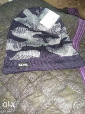 Black And Gray Camouflage Knitted Hat
