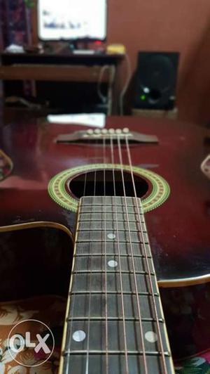 Maroon Burst Single-cutaway Acoustic Guitar