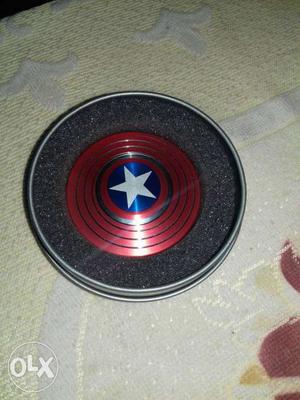 New just 10 days capitain america spinner nice