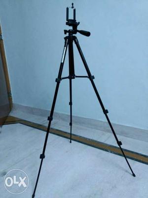 Tripod Stand height 3.1ft