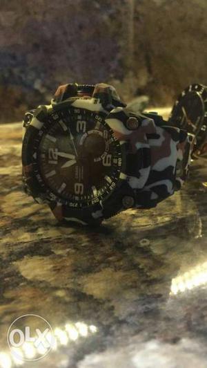 Black And Gray Camouflage Print Sports Watch