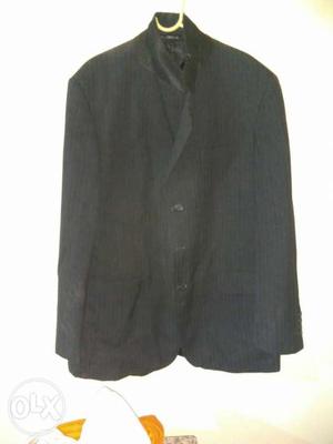 Black Shawl-lapel Suit Jacket