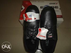 Brand new Safety shoes size 6 (40) original box packing at