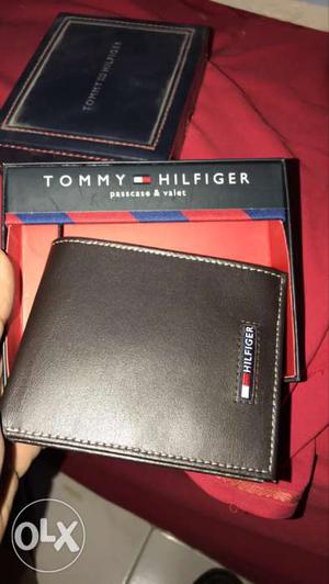 Tommy Hilfiger original wallet for sale