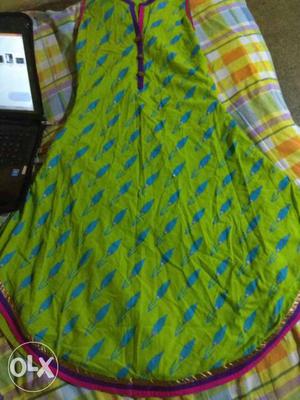 Women's Green And Blue Sleeveless Traditional Dress