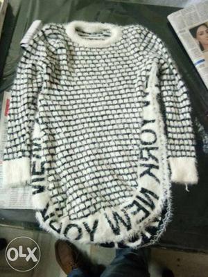 Baby woollen sweater 4 -8 yrs old