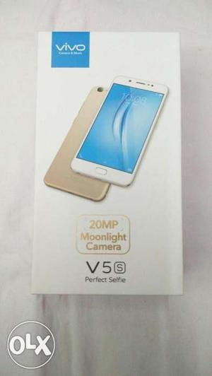 Fresh looking vivo v5s gold colour available with full box