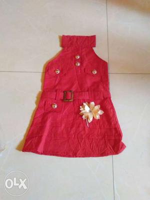 New unused little girls dress very low rate. Shop closed. So
