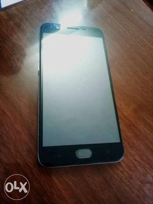 Oppo F1s in mint condition with bill box complete