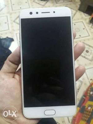 Oppo f3 very good condition, only 3 months old