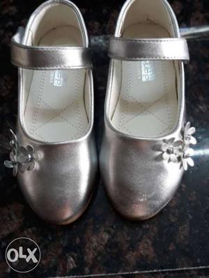 Pair Of Silver Flats