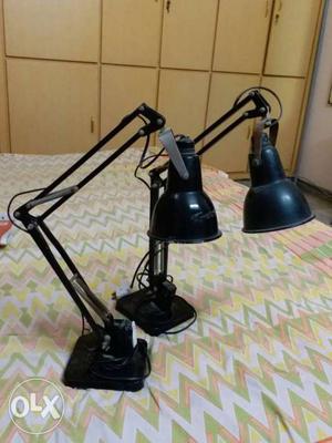 2 nos. table lamps black color