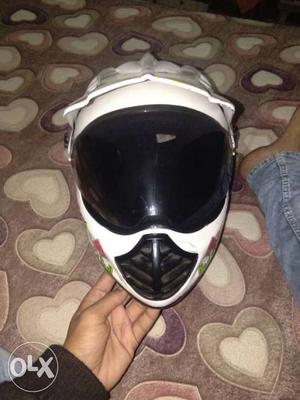 Black And White Full-face Helmet