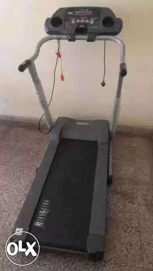Excellent Condition treadmill. Negotiable.. 1.5
