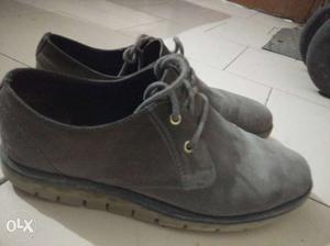 Grey leather shoes original (size 10)