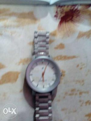 I want to sell my 10 day old fast track watch.