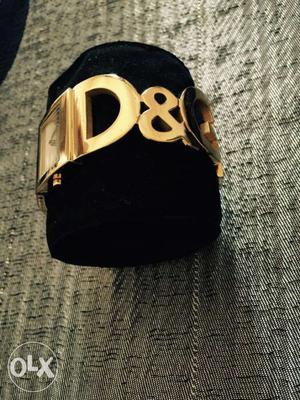 Original d&g watch, never used. price negotiable
