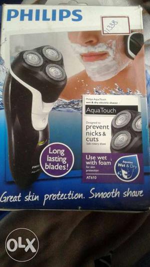 Philips Aqua Touch Electric Shaver Box