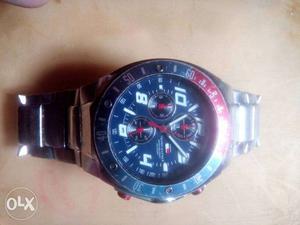 Round Black Frame Chronograph Watch With Link Braclet