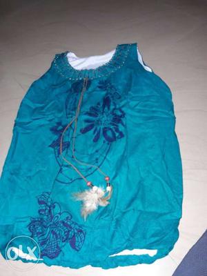 Teal Floral Sleeveless Blouse