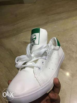 White Adidas Stan Smith Shoe