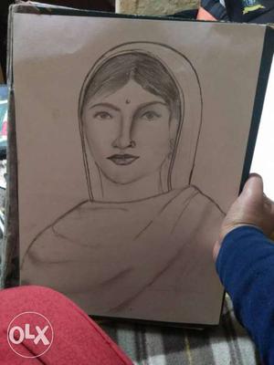 Woman In pencil Sketch