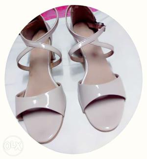 Women brand heel