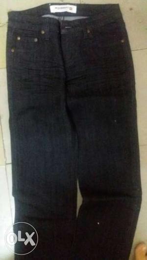26 size black colour New jeans